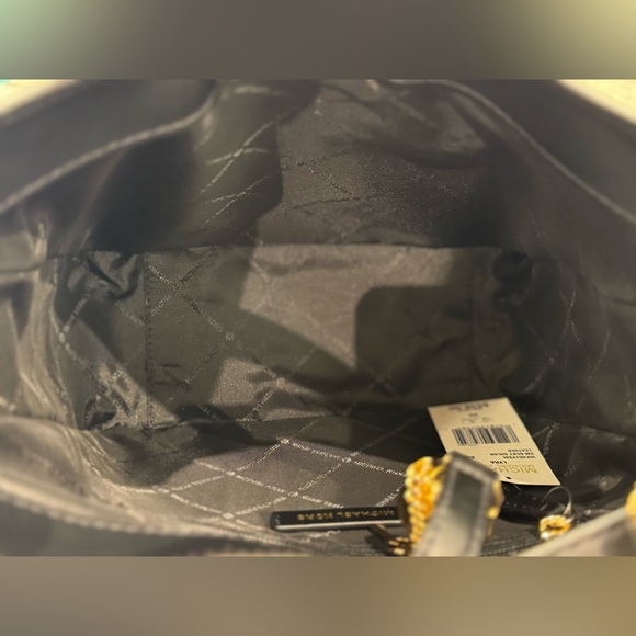 Michael Kors Lyra Small Bucket Shoulder Leather Bag Black - Picture 12 of 13